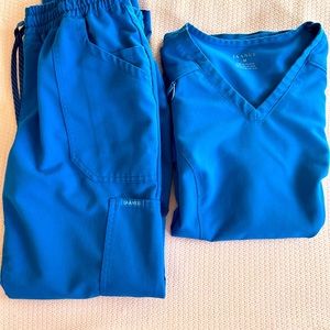 Scrub tops & pants - M - Jaanu